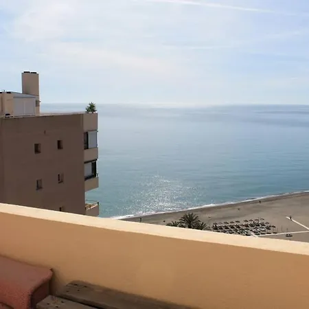 Apartamento ático En 1° Línea Del Mar Torremolinos